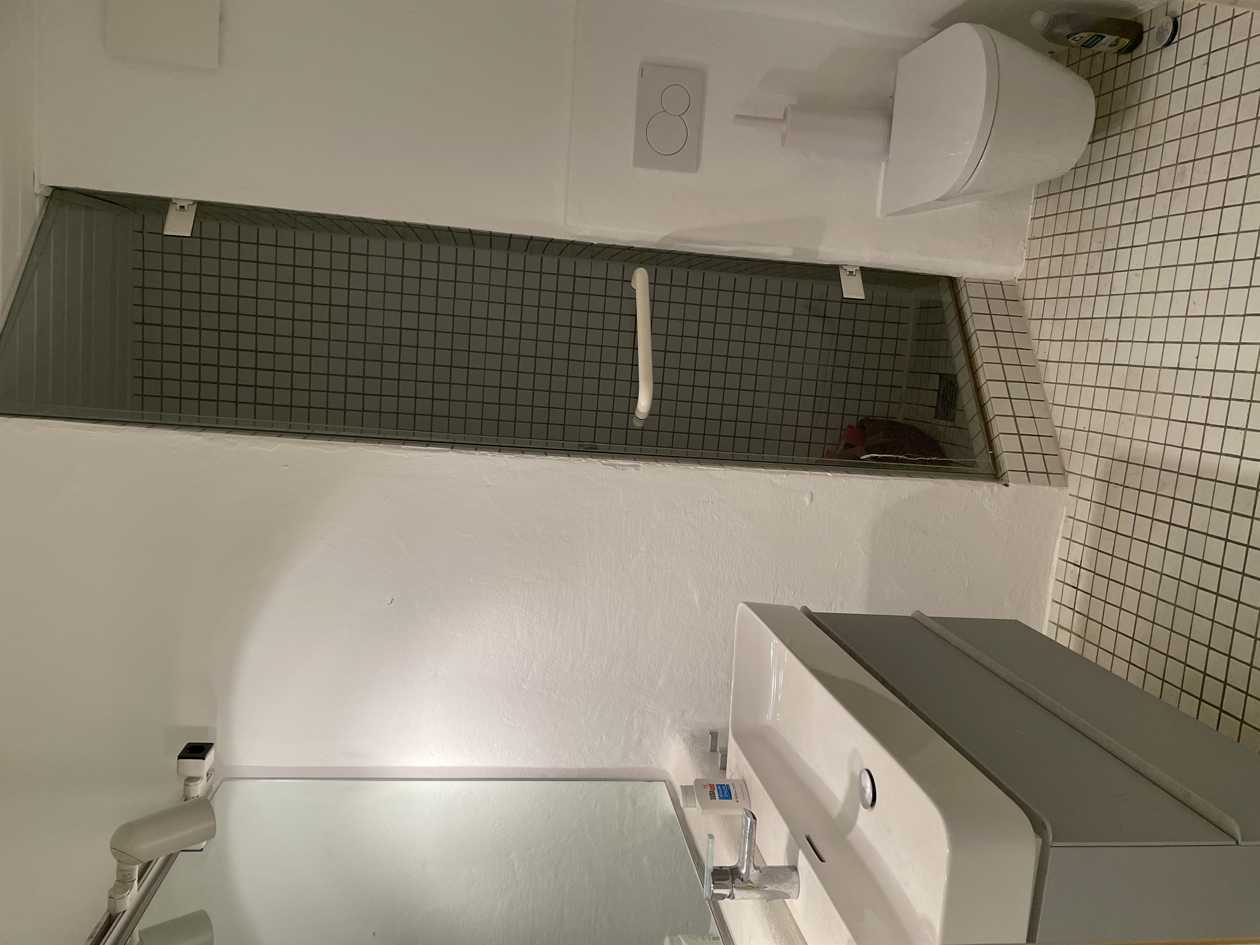 The Riverside bathroom